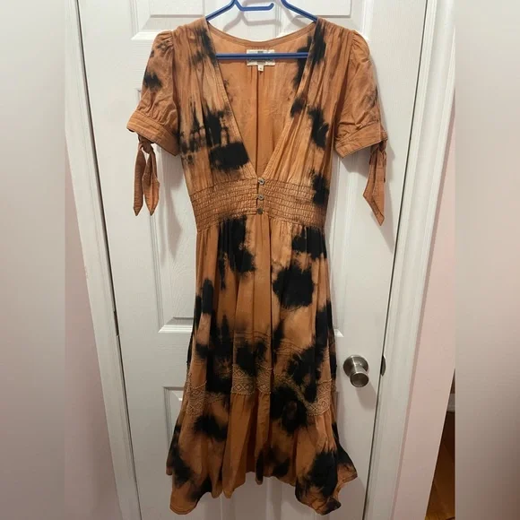 Cleobella Alina Midi Dress in Tie-dye Sz S - Picture 3 of 9